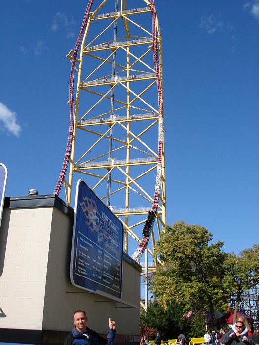 Accelerated Coaster "Top Thrill Dragster"
