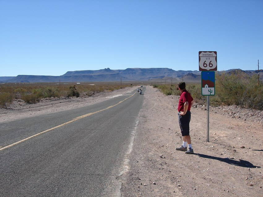 Route 66 durch die Wüste - und mit Harleys!